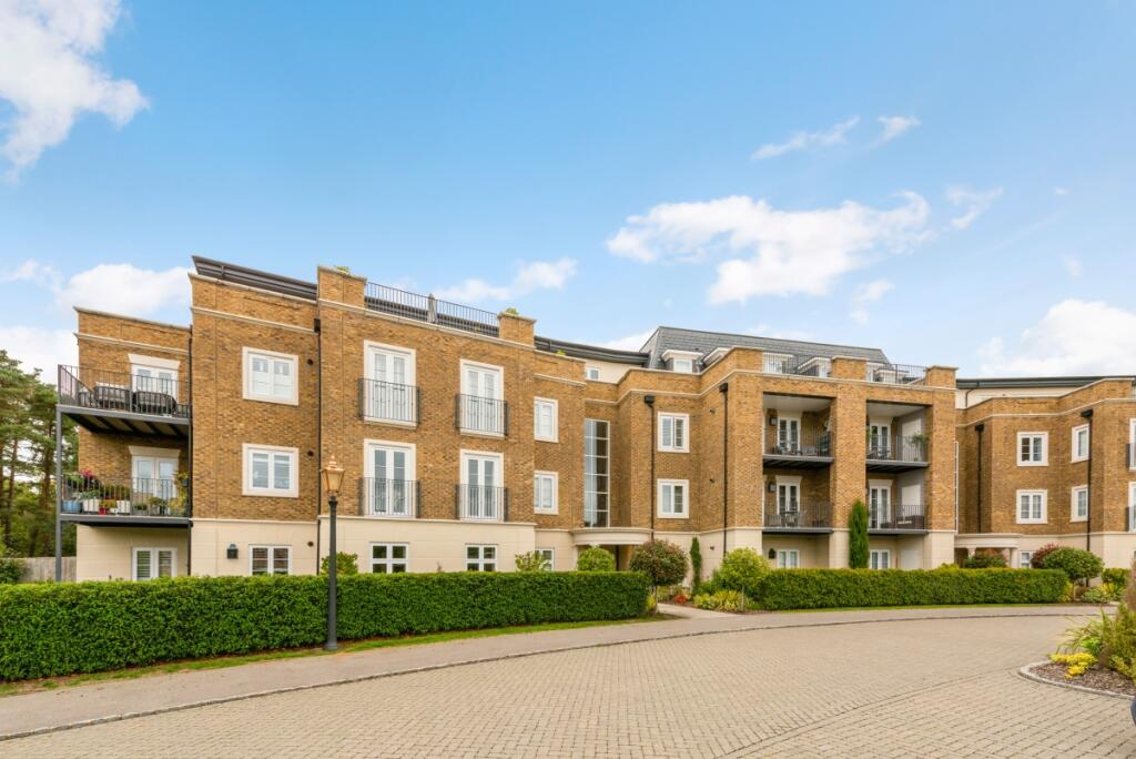 2 bed 1st Floor Flat for rent in Chavey Down. From Hamptons - Sunningdale 2 bed 1st Floor Flat for rent in Chavey Down. From Hamptons - Sunningdale