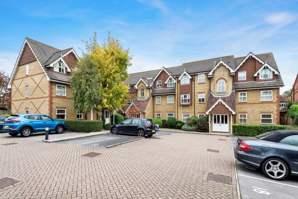 2 bed 1st Floor Flat for rent in Sunningdale. From Hamptons - Sunningdale 2 bed 1st Floor Flat for rent in Sunningdale. From Hamptons - Sunningdale