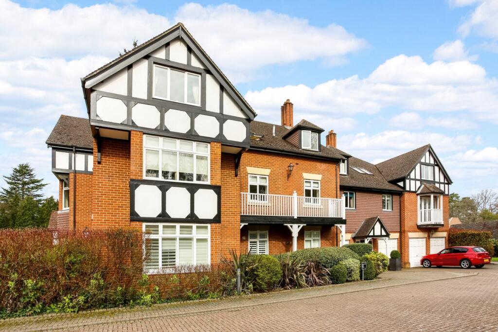2 bed 1st Floor Flat for rent in Ascot. From Hamptons - Sunningdale 2 bed 1st Floor Flat for rent in Ascot. From Hamptons - Sunningdale