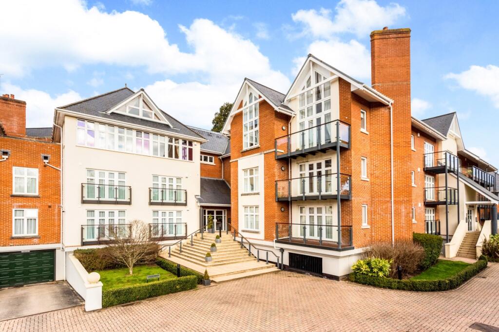 3 bed Apartment for rent in Rusthall. From Hamptons - Tunbridge Wells