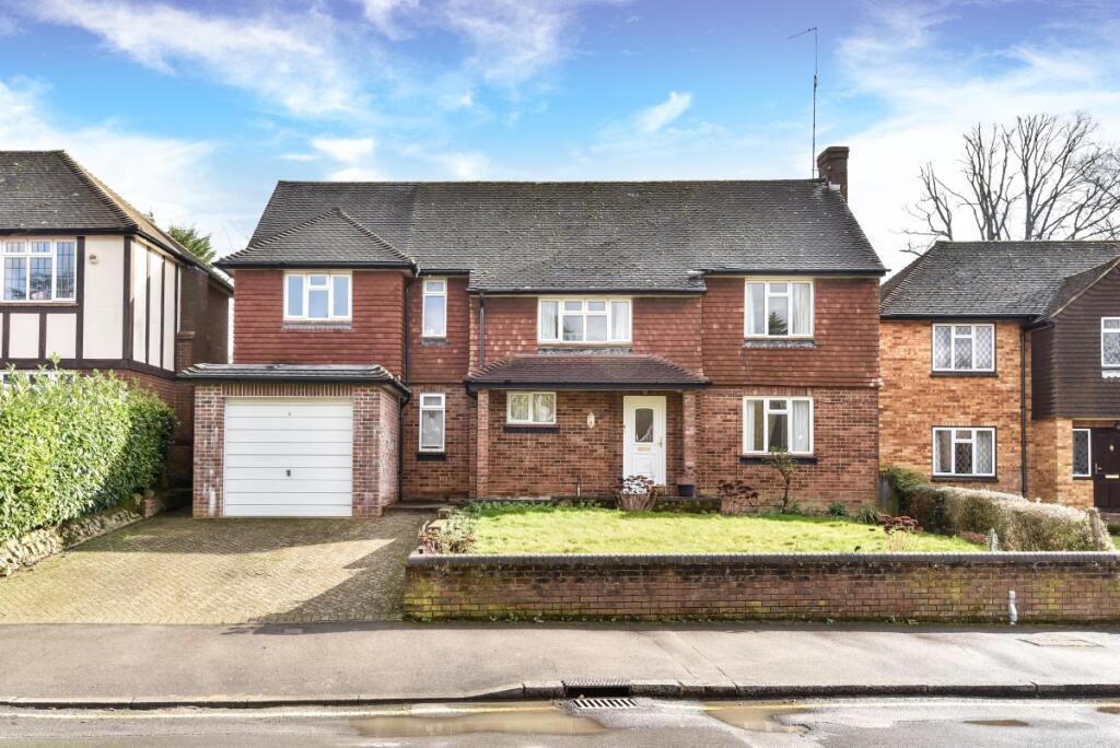 4 bed Detached for rent in Rusthall. From Hamptons - Tunbridge Wells