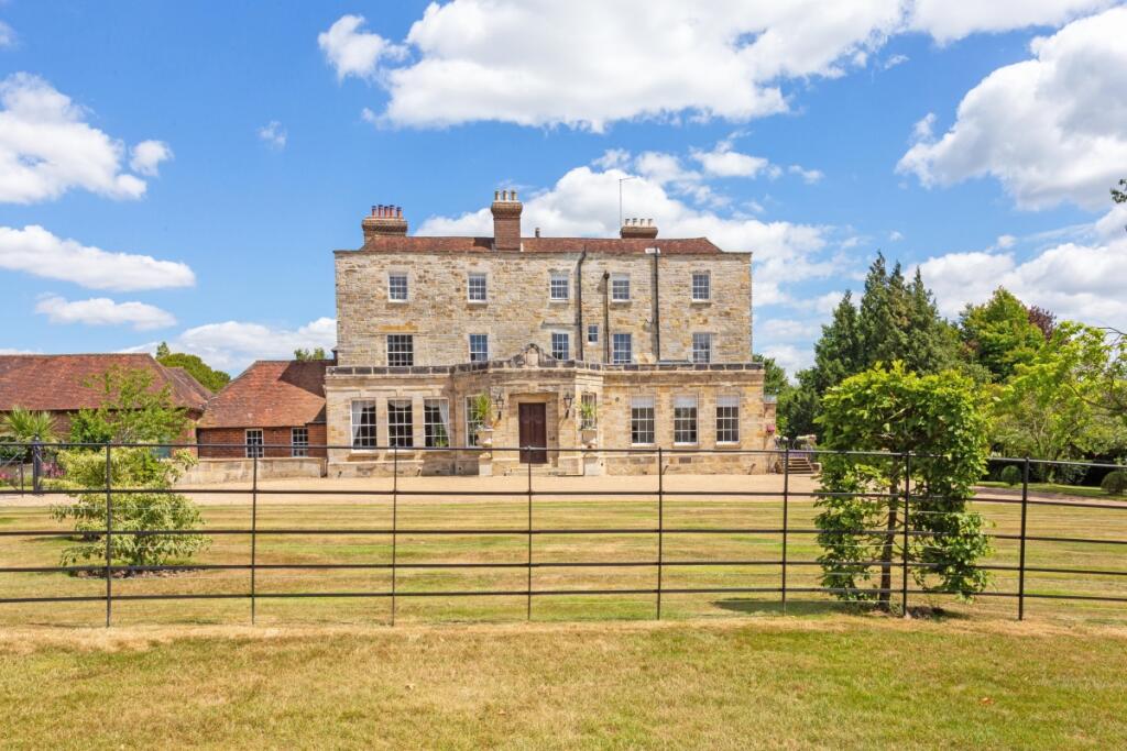 3 bed Apartment for rent in Lamberhurst. From Hamptons - Tunbridge Wells 3 bed Apartment for rent in Lamberhurst. From Hamptons - Tunbridge Wells