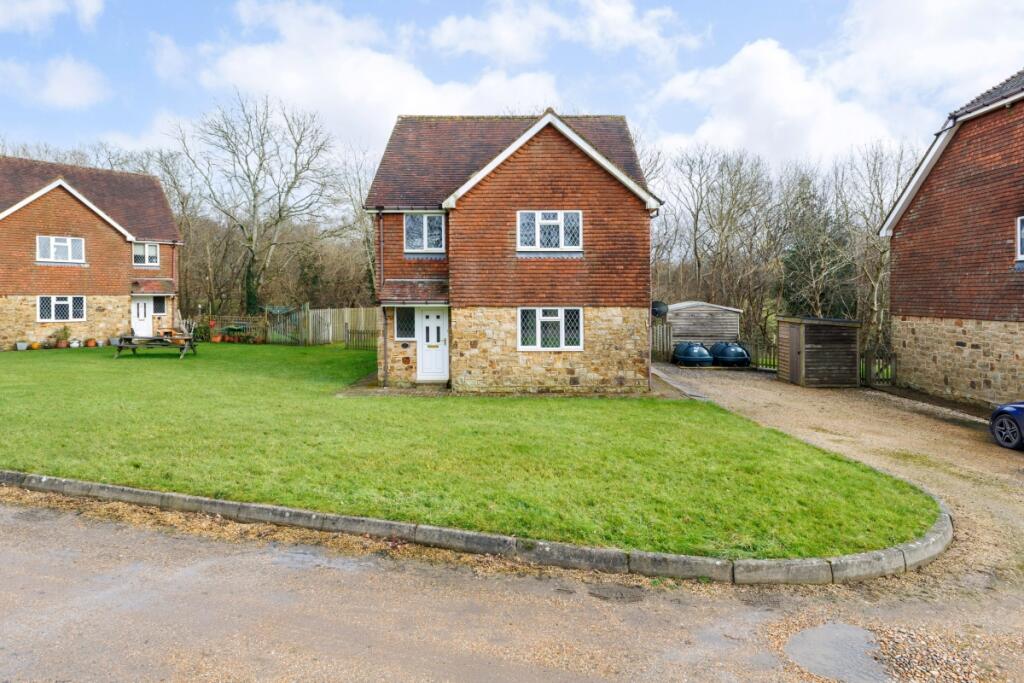 4 bed Cottage for rent in Rotherfield. From Hamptons - Tunbridge Wells