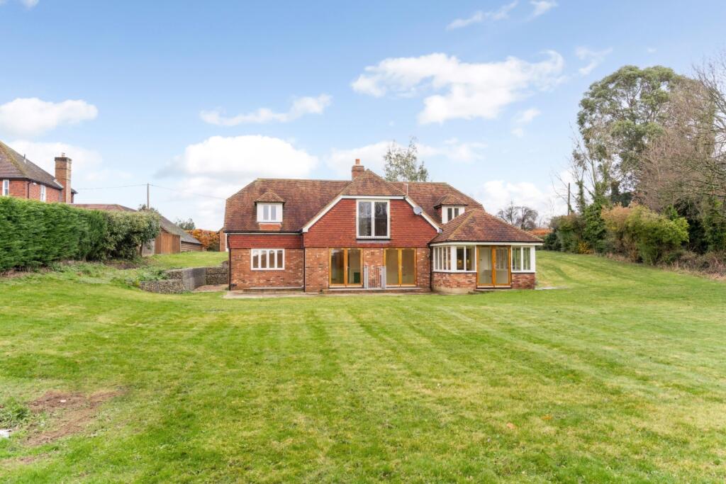 5 bed Detached for rent in Castle Hill. From Hamptons - Tunbridge Wells 5 bed Detached for rent in Castle Hill. From Hamptons - Tunbridge Wells