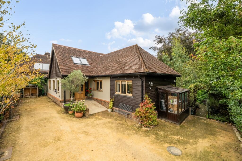 5 bed Detached for rent in Brenchley. From Hamptons - Tunbridge Wells 5 bed Detached for rent in Brenchley. From Hamptons - Tunbridge Wells