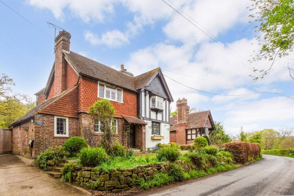 4 bed Detached for rent in Penshurst. From Hamptons - Tunbridge Wells 4 bed Detached for rent in Penshurst. From Hamptons - Tunbridge Wells