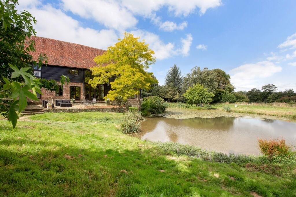 6 bed Barn for rent in Fordcombe. From Hamptons - Tunbridge Wells 6 bed Barn for rent in Fordcombe. From Hamptons - Tunbridge Wells