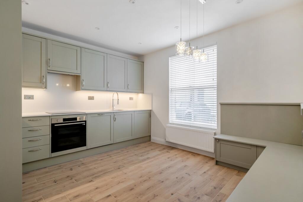 4 bed Semi Detached for rent in Windsor. From Hamptons - Windsor 4 bed Semi Detached for rent in Windsor. From Hamptons - Windsor