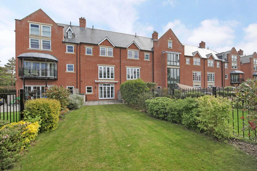 4 bed Town House for rent in Windsor. From Hamptons - Windsor