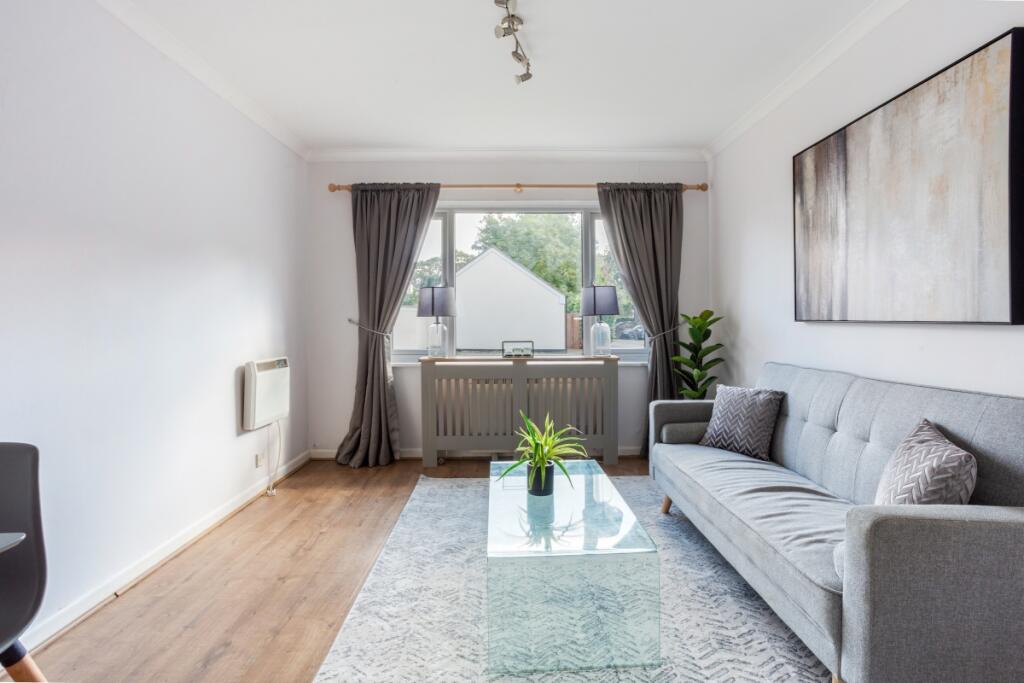 1 bed Apartment for rent in Eton. From Hamptons - Windsor
