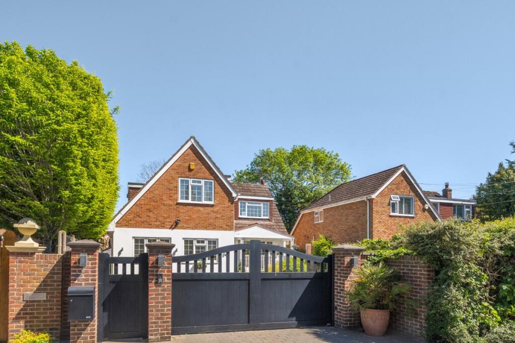 6 bed Detached for rent in Wraysbury. From Hamptons - Windsor 6 bed Detached for rent in Wraysbury. From Hamptons - Windsor