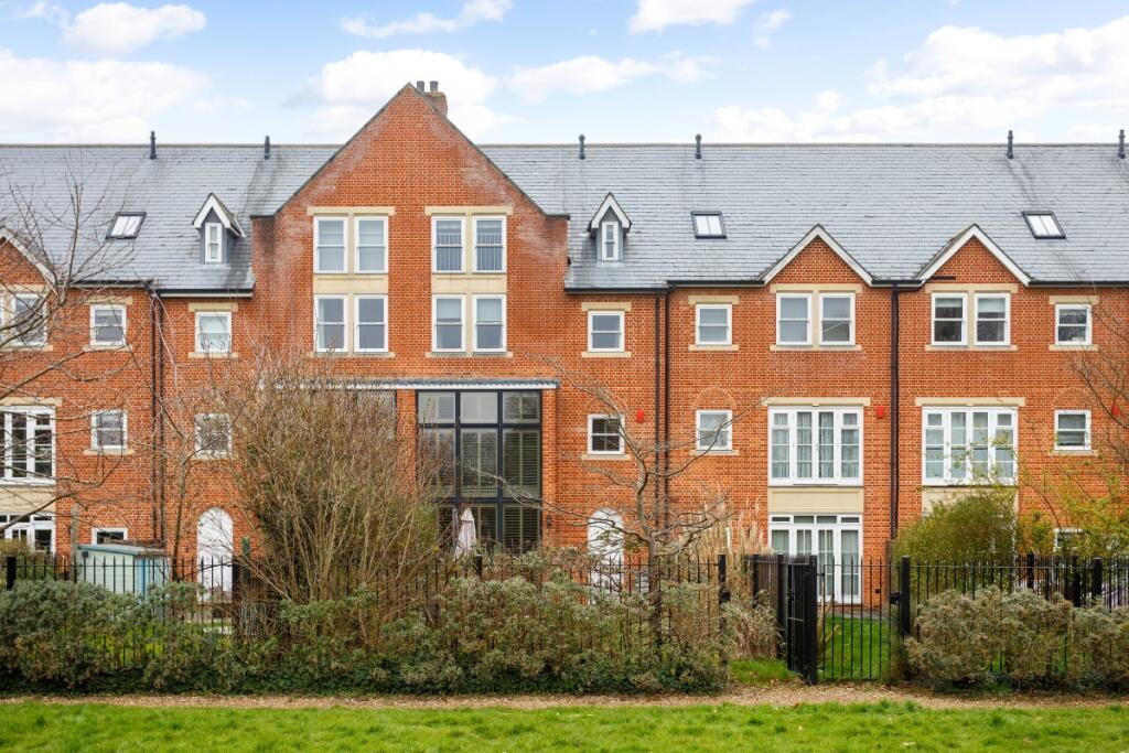 4 bed Town House for rent in Windsor. From Hamptons - Windsor