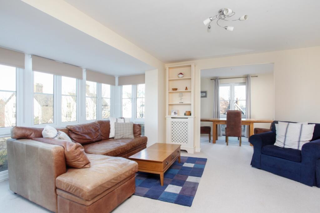 3 bed Apartment for rent in Windsor. From Hamptons - Windsor