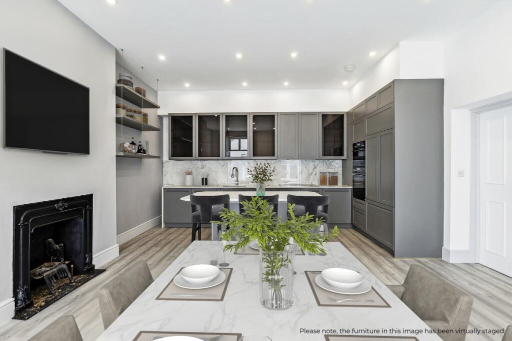 4 bed 1st Floor Flat for rent in Eton. From Hamptons - Windsor 4 bed 1st Floor Flat for rent in Eton. From Hamptons - Windsor