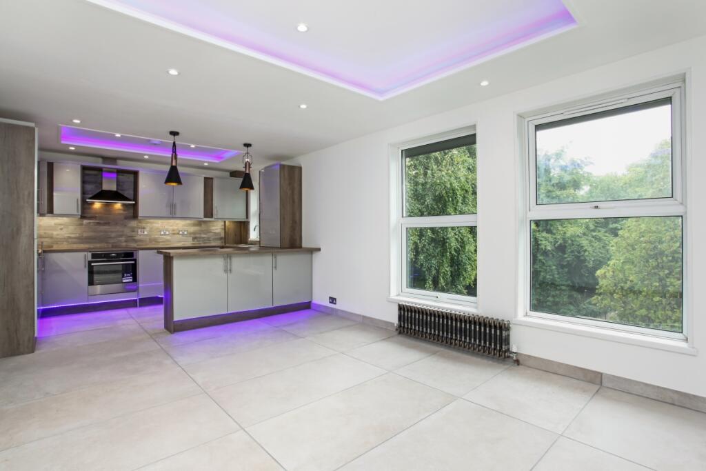 2 bed Apartment for rent in Windsor. From Hamptons - Windsor