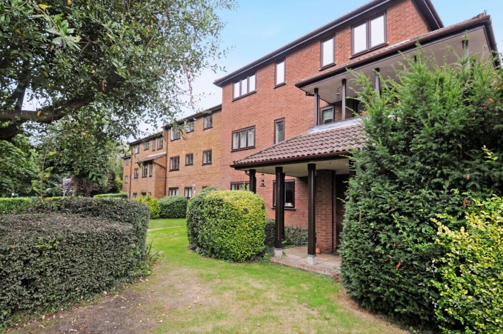 2 bed Apartment for rent in Windsor. From Hamptons - Windsor