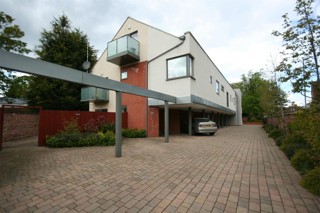 2 bed Apartment for rent in Beeston. From Whitegates - Nottingham