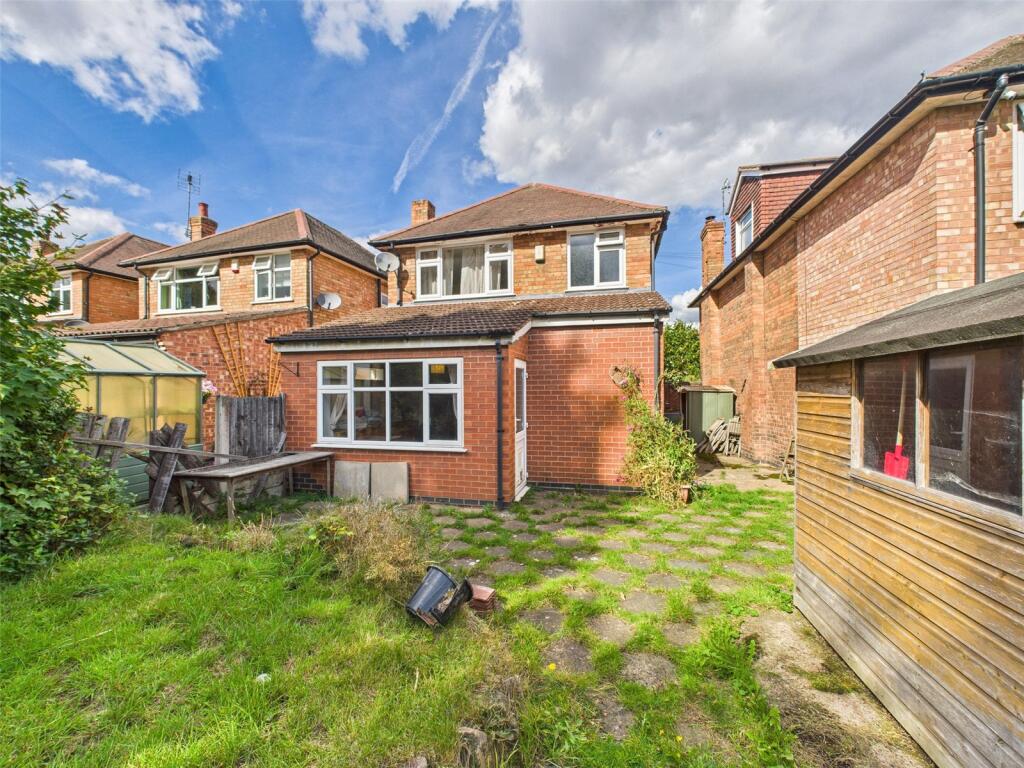3 bed Detached for rent in Strelley. From Whitegates - Nottingham