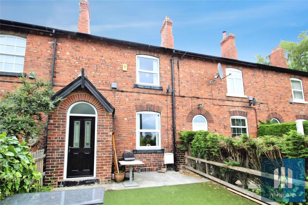 3 bed Mid Terraced House for rent in Hensall. From Whitegates - Pontefract - South Elmsall and Castleford 3 bed Mid Terraced House for rent in Hensall. From Whitegates - Pontefract - South Elmsall and Castleford