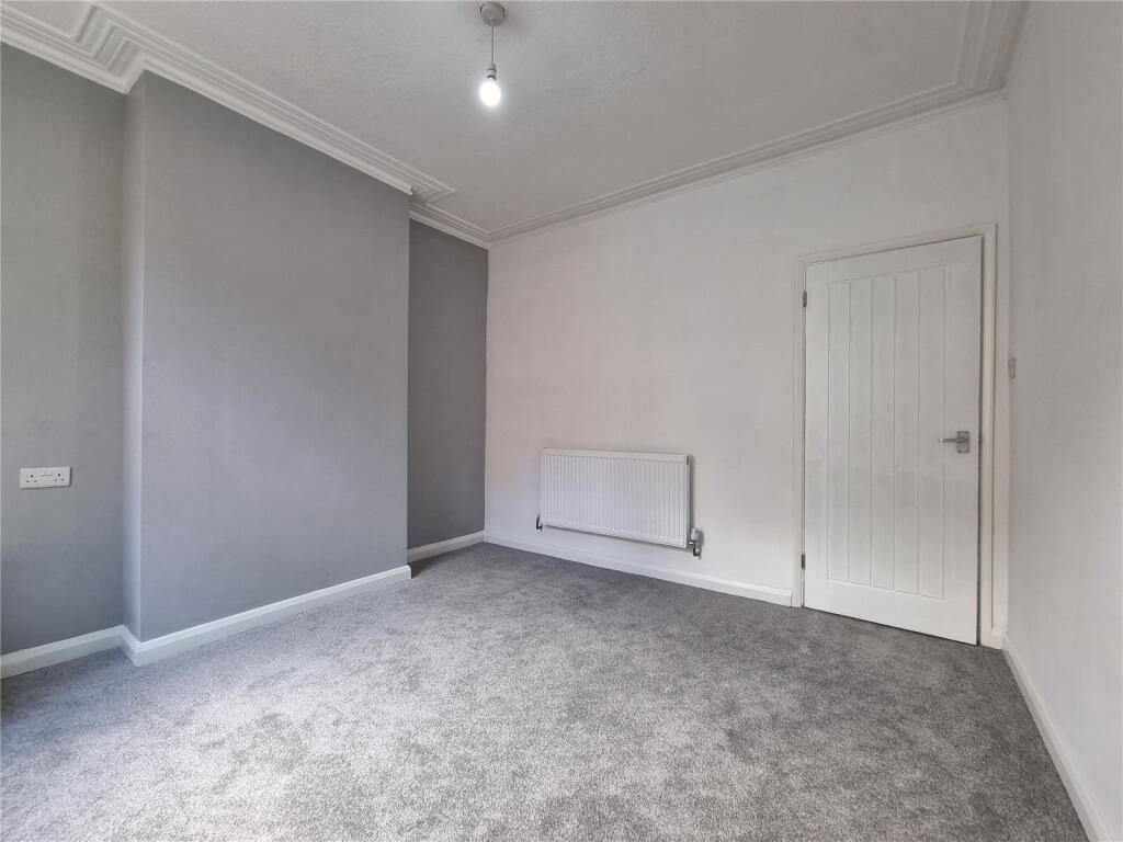 2 bed Mid Terraced House for rent in Nottingham. From Whitegates - Sherwood