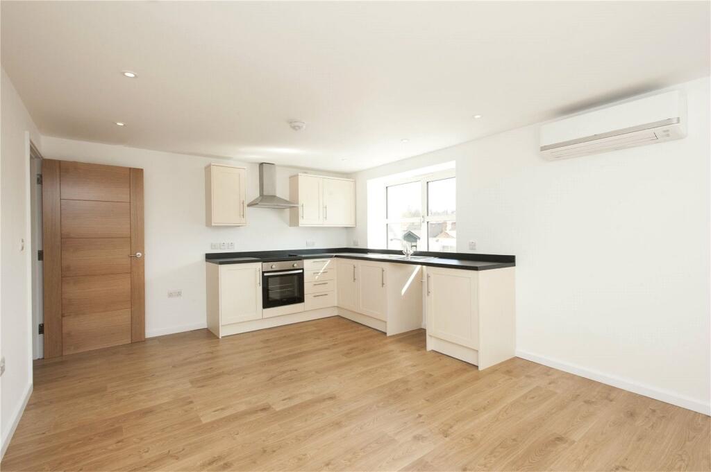 2 bed Apartment for rent in Arnold. From Whitegates - Sherwood