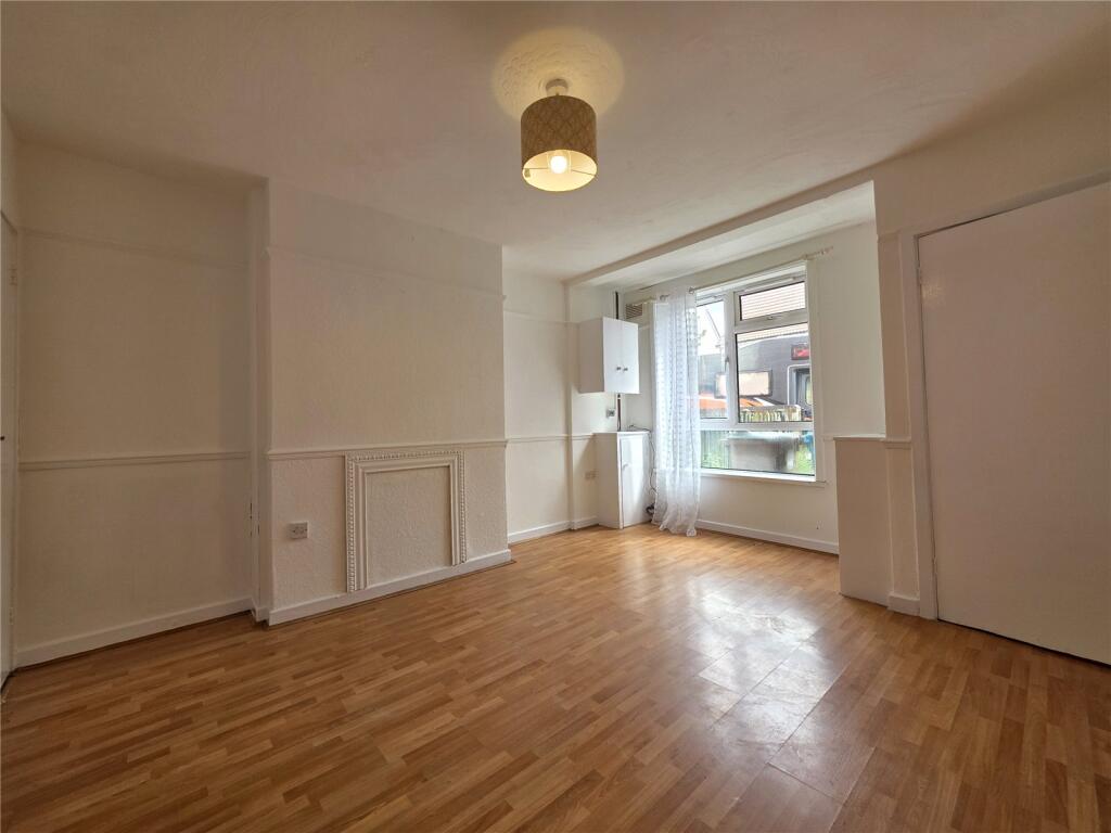 3 bed Detached for rent in West Bridgford. From Whitegates - Sherwood