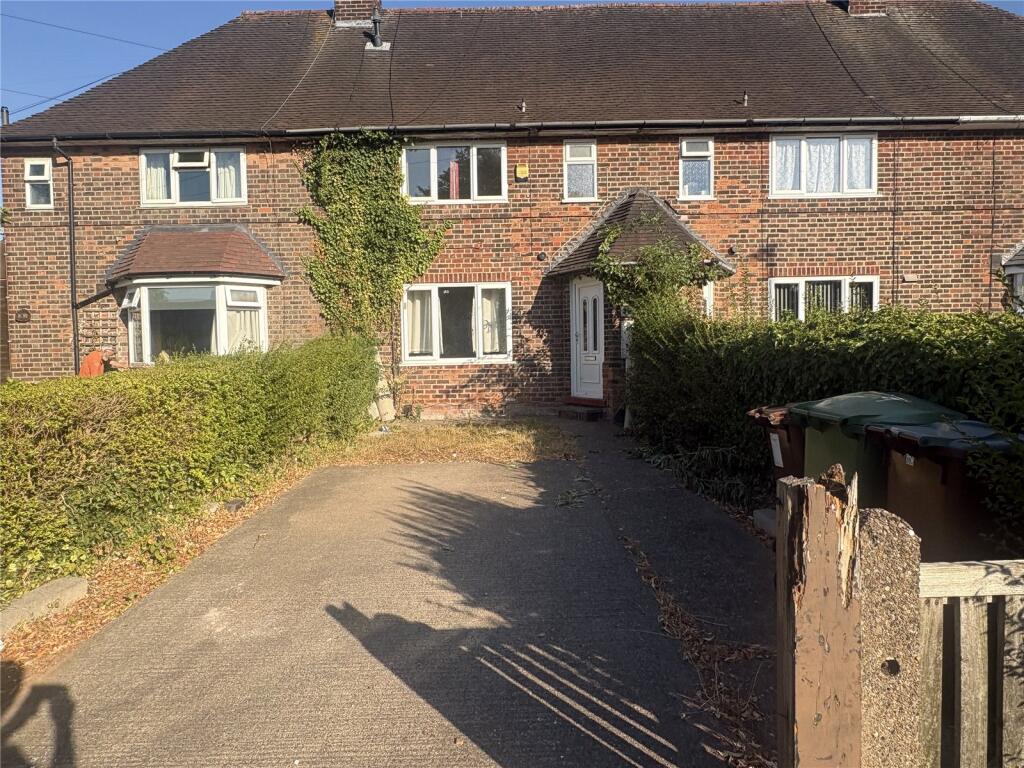 3 bed Mid Terraced House for rent in Nottingham. From Whitegates - Sherwood