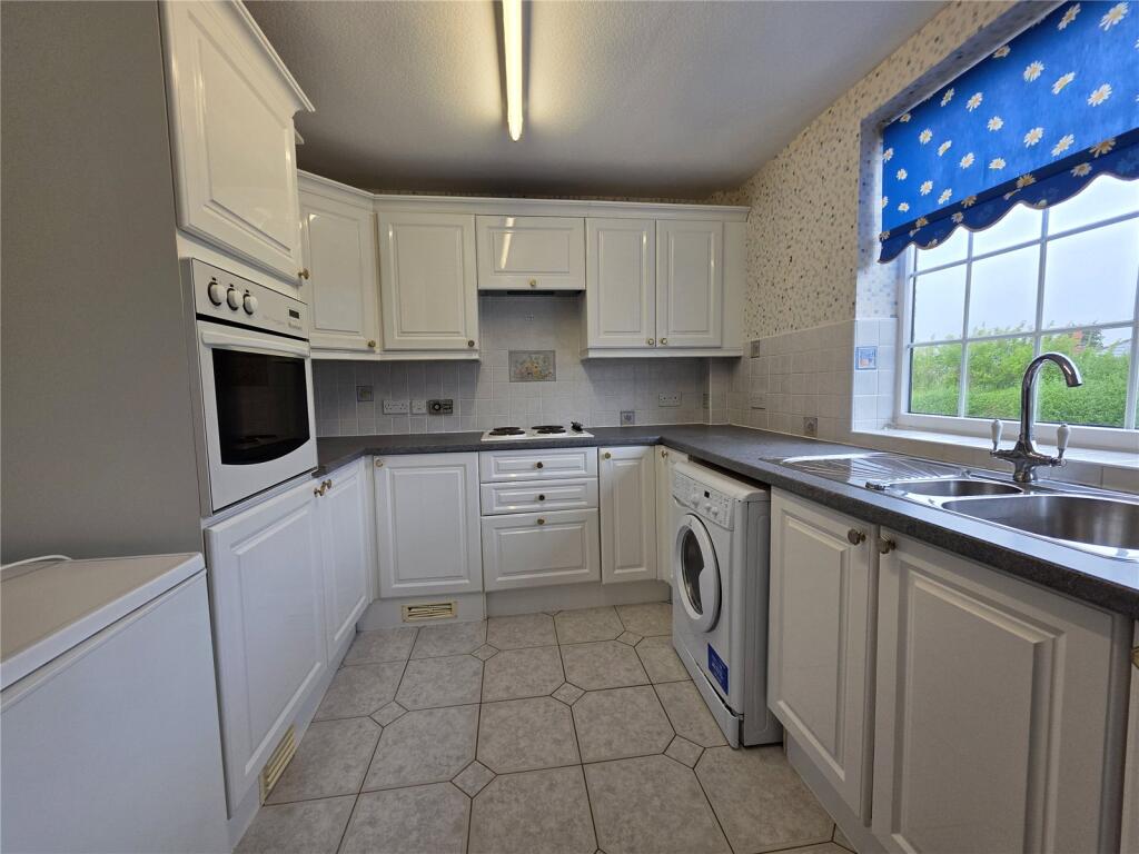 2 bed Annexe for rent in Nottingham. From Whitegates - Sherwood