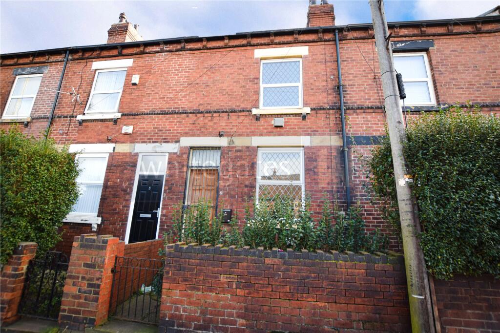 2 bed Mid Terraced House for rent in Robin Hood. From Whitegates - South Leeds