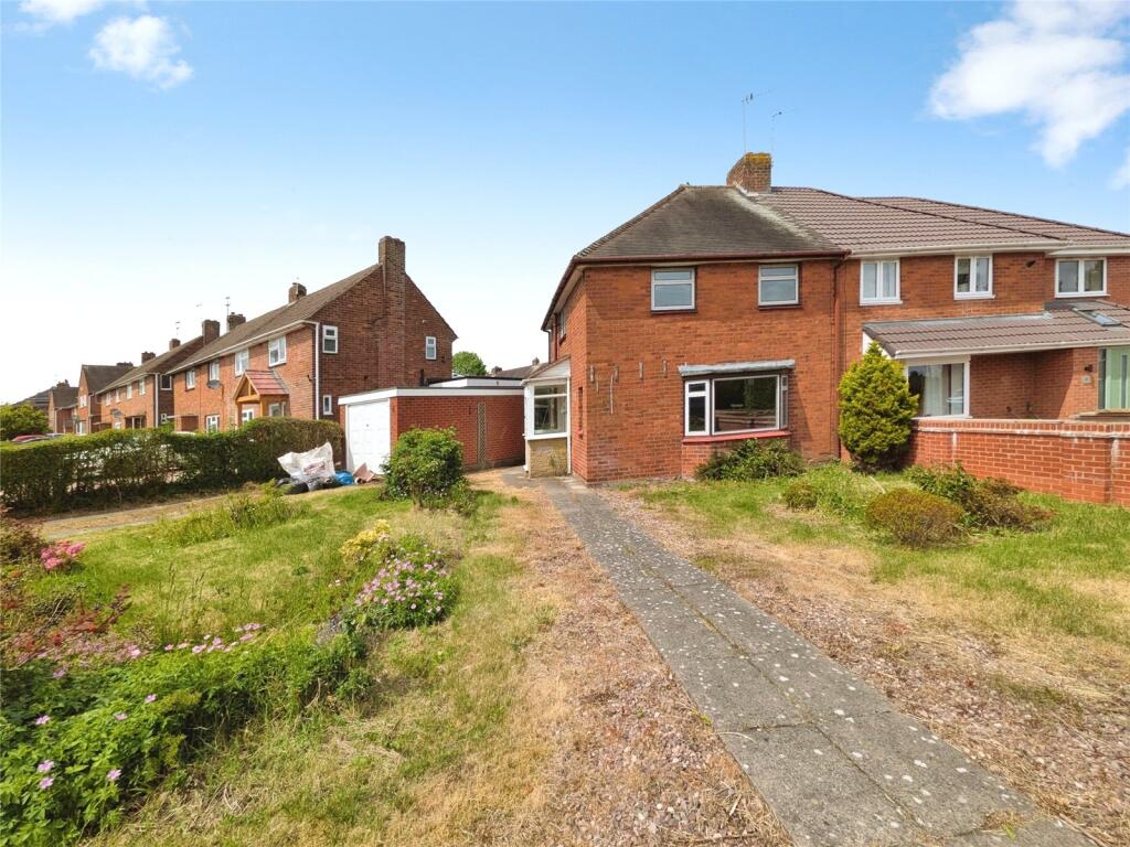 2 bed Semi Detached for rent in Bilbrook. From Whitegates - Wolverhampton
