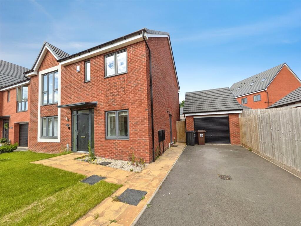 4 bed Detached for rent in Wolverhampton. From Whitegates - Wolverhampton