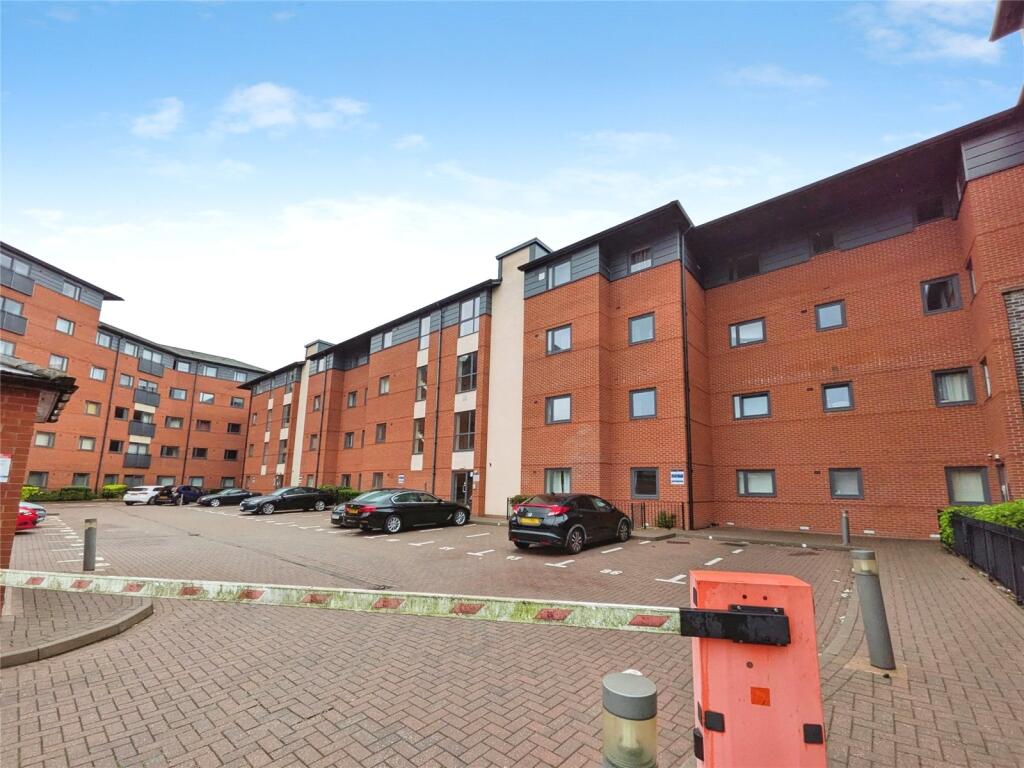 2 bed Apartment for rent in Coven Heath. From Whitegates - Wolverhampton