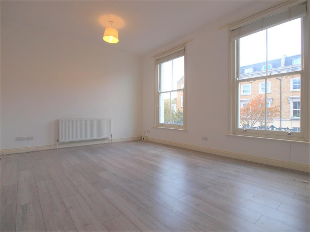 4 bed Flat for rent in Islington. From Alex Marks Islington