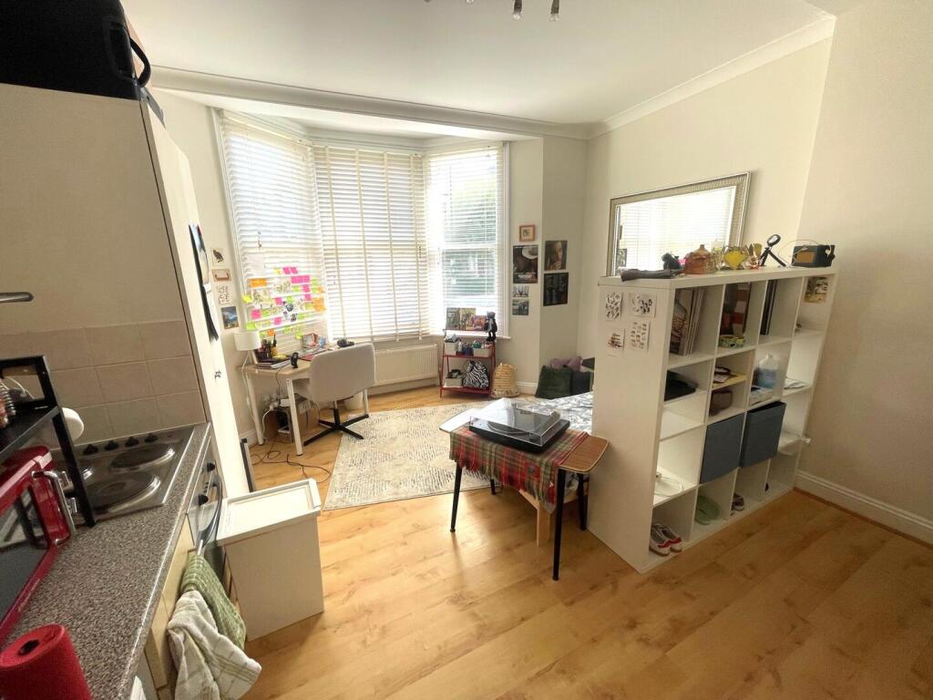 1 bed 1st Floor Flat for rent in Hornsey. From Alex Marks Islington 1 bed 1st Floor Flat for rent in Hornsey. From Alex Marks Islington