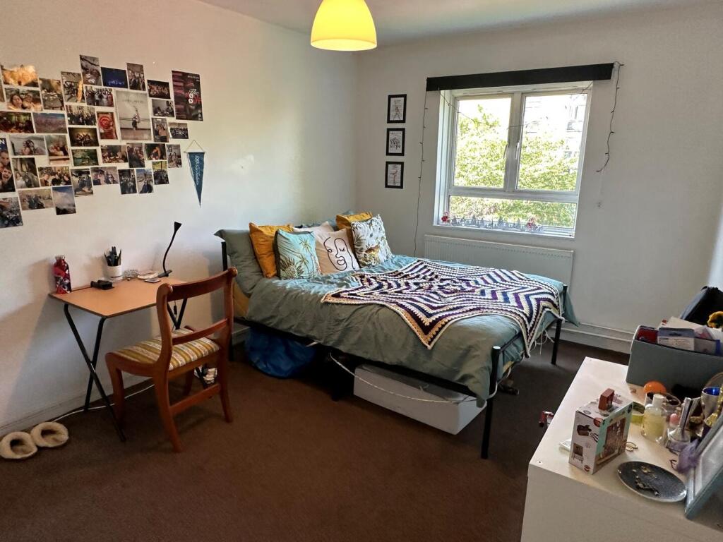 4 bed Detached for rent in Camden Town. From Alex Marks Islington