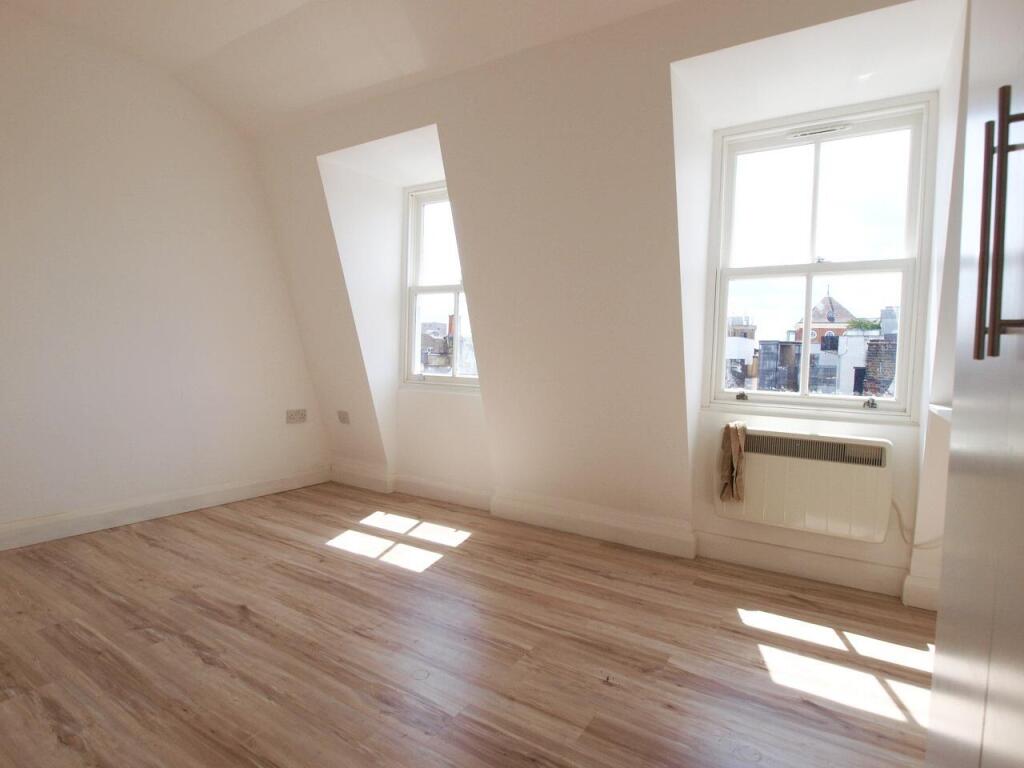 2 bed 1st Floor Flat for rent in Islington. From Alex Marks Islington