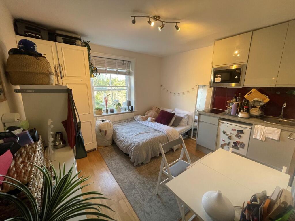 0 bed 1st Floor Flat for rent in London. From Alex Marks Islington