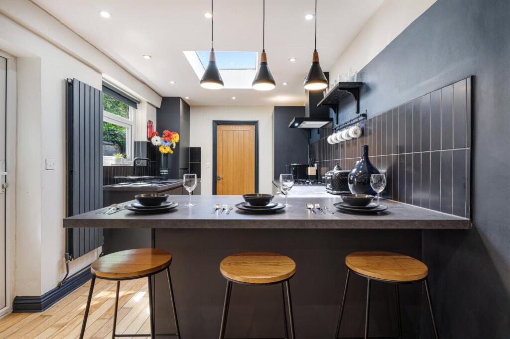 3 bed End of Terrace for rent in Liverpool. From Whitegates - Woolton 3 bed End of Terrace for rent in Liverpool. From Whitegates - Woolton