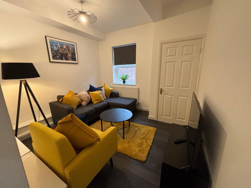 5 bed 1st Floor Flat for rent in Nottingham. From Elitelets Property Services Ltd - Nottingham