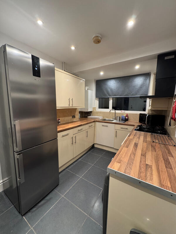 3 bed Semi Detached for rent in Nottingham. From Elitelets Property Services Ltd - Nottingham 3 bed Semi Detached for rent in Nottingham. From Elitelets Property Services Ltd - Nottingham