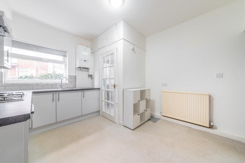 2 bed Mid Terraced House for rent in Nottingham. From Elitelets Property Services Ltd - Nottingham