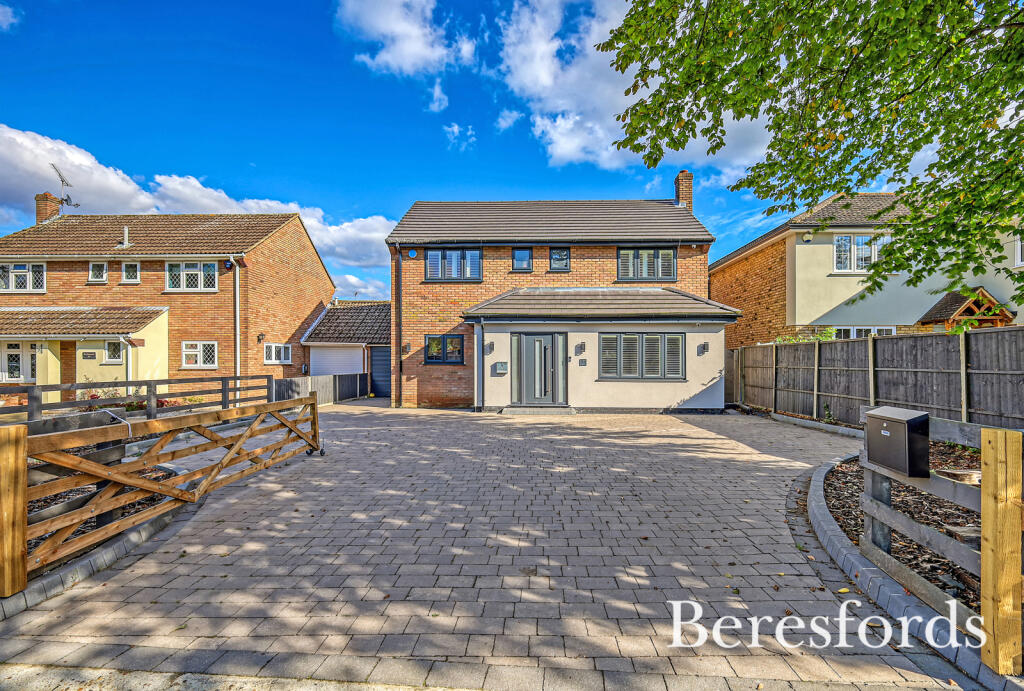 4 bed Detached for rent in Ingrave. From Beresfords Lettings - at Brentwood