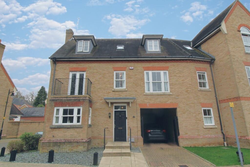 4 bed End of Terrace for rent in Brentwood. From Beresfords Lettings - at Brentwood