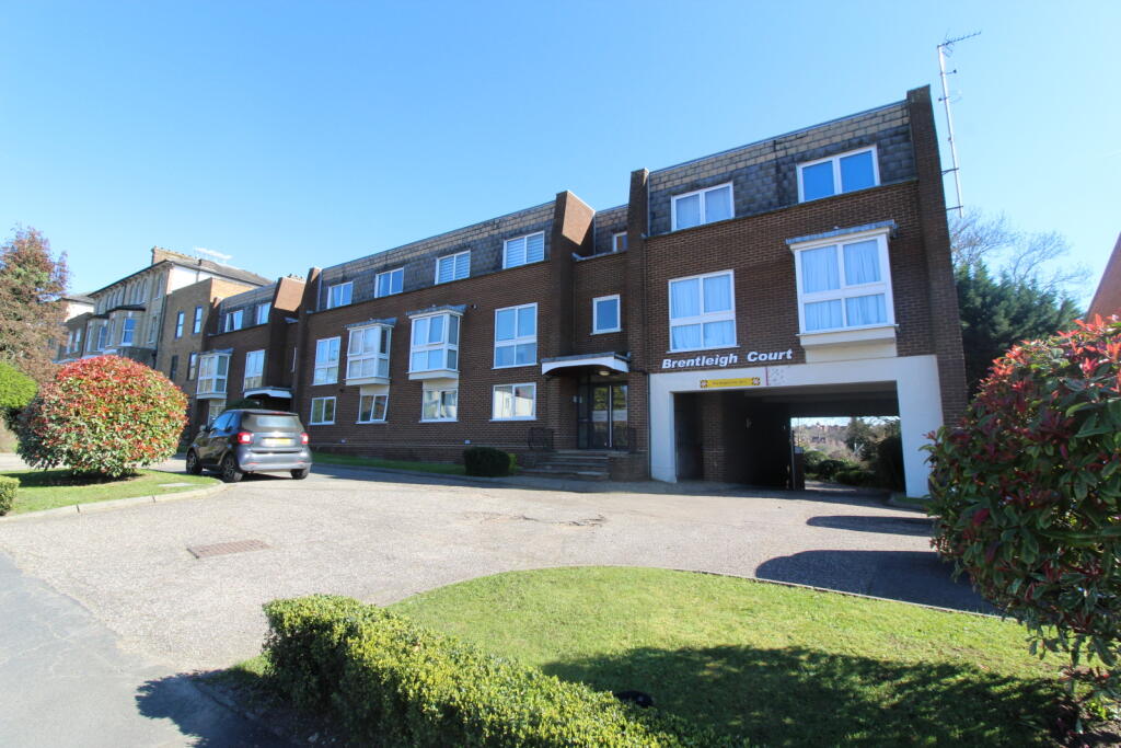 2 bed Apartment for rent in South Weald. From Beresfords Lettings - at Brentwood