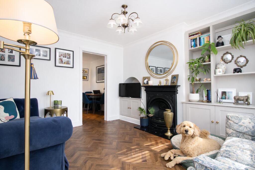 3 bed Mid Terraced House for rent in Margaretting. From Beresfords Lettings - at Brentwood 3 bed Mid Terraced House for rent in Margaretting. From Beresfords Lettings - at Brentwood