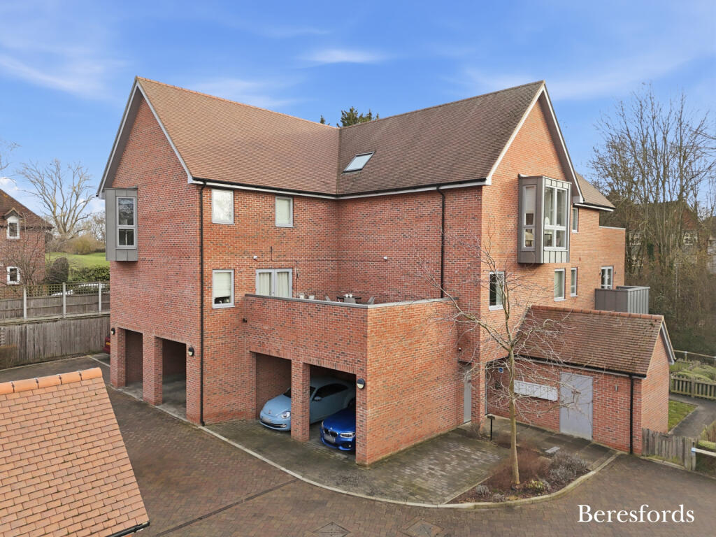 2 bed Apartment for rent in Ingatestone. From Beresfords Lettings - at Brentwood