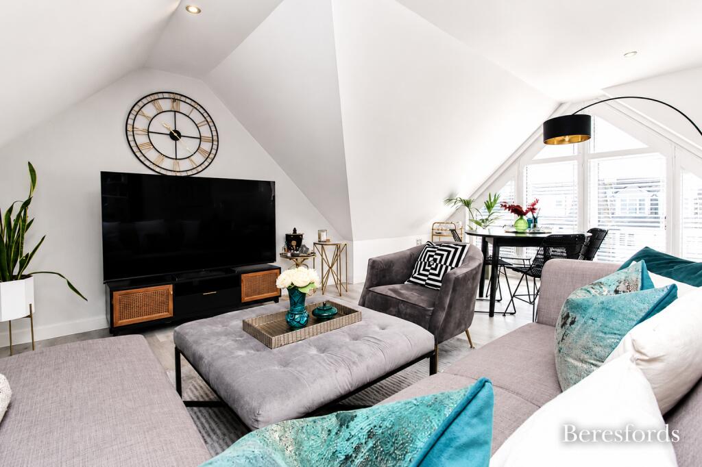 2 bed Apartment for rent in Brentwood. From Beresfords Lettings - at Brentwood