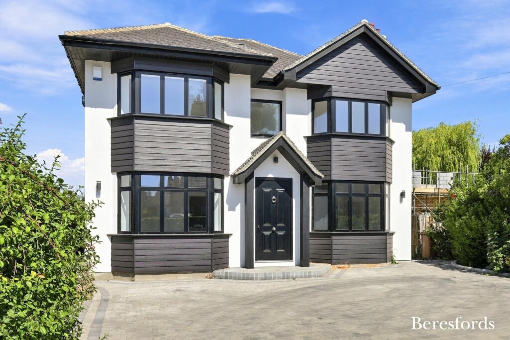 5 bed Detached for rent in Ingrave. From Beresfords Lettings - at Brentwood