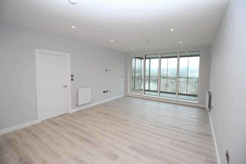 2 bed Apartment for rent in Billericay. From Beresfords - Billericay