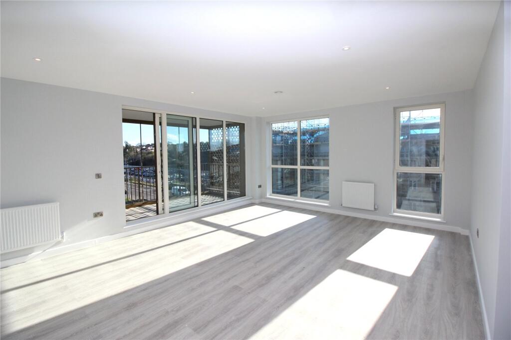 2 bed Apartment for rent in Billericay. From Beresfords - Billericay